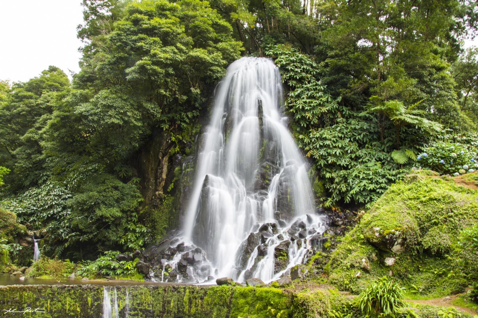 Ribeira dos Caldeirões