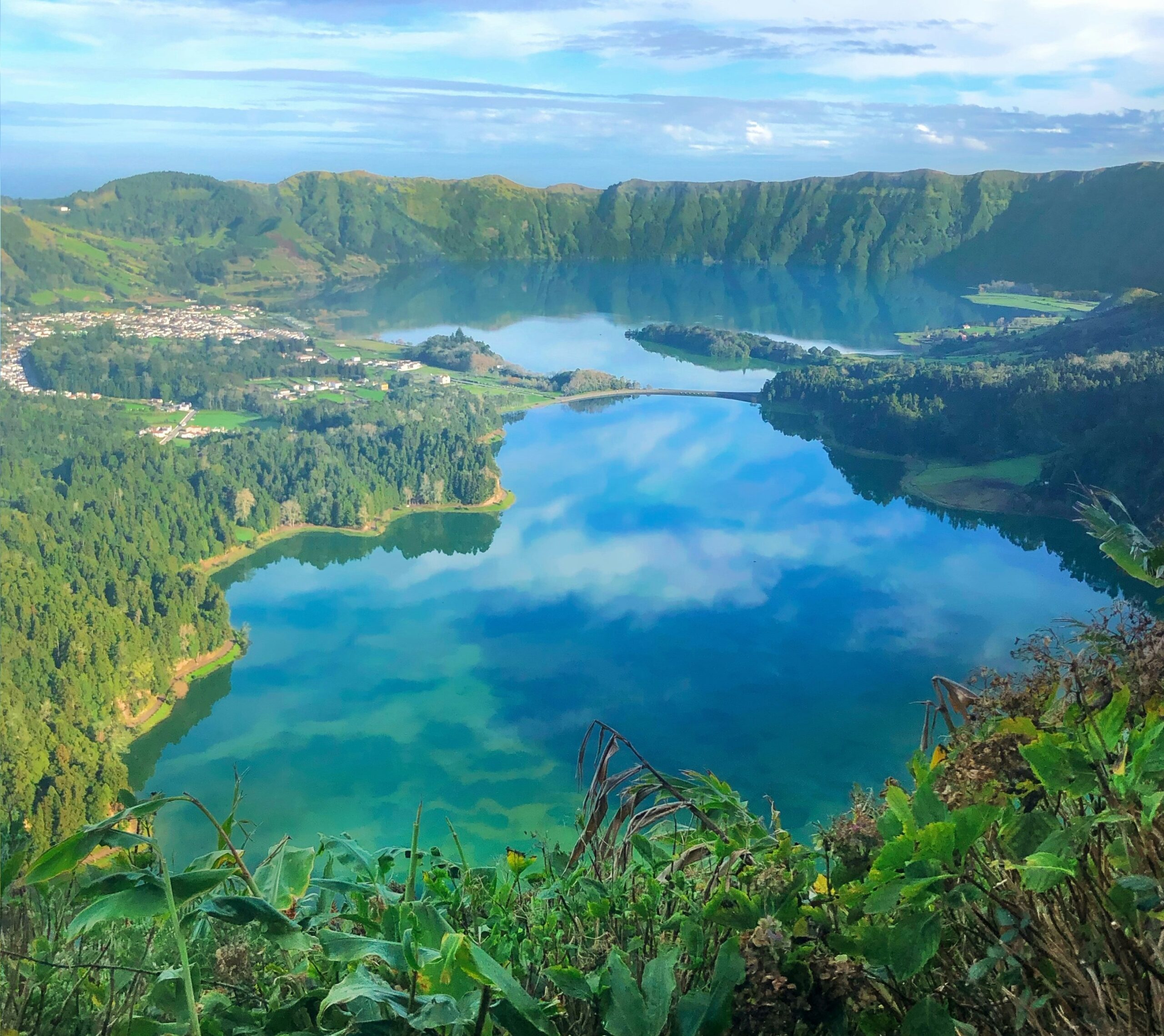 Passeio de Carrinha na Lagoa das Sete Cidades (Dia Inteiro)